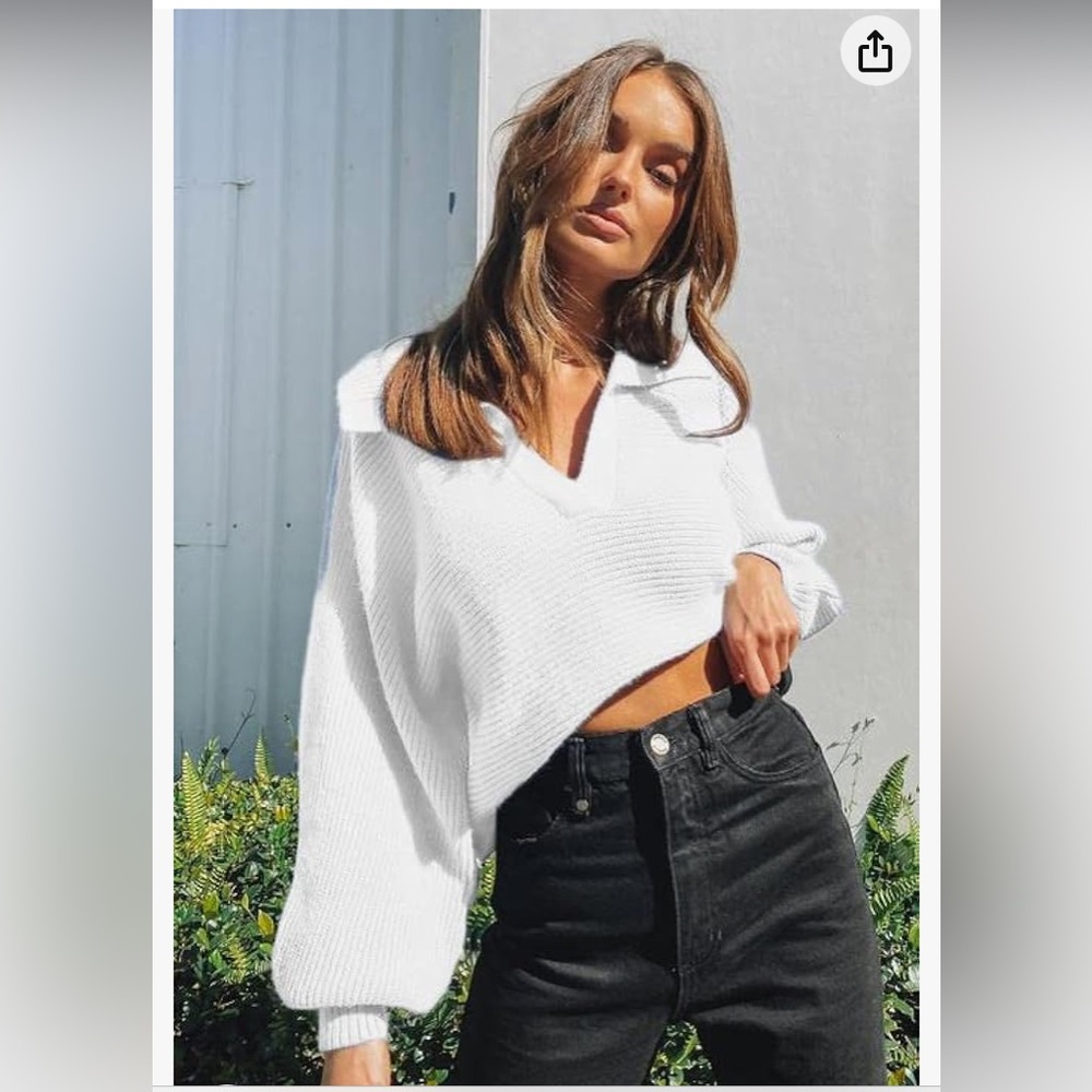 NWT CHYRII White knitted V-neck polo
Puff long sleeve pullover sweater top , S.